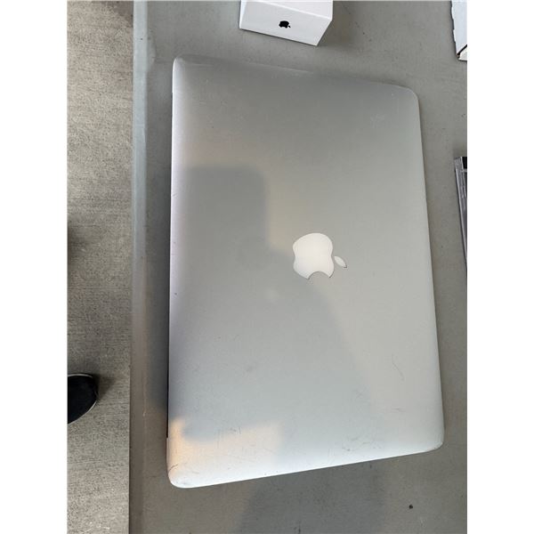 Apple MacBook Air