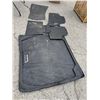 Image 1 : BMW mats
