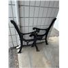 Image 1 : Cast-iron bench ends