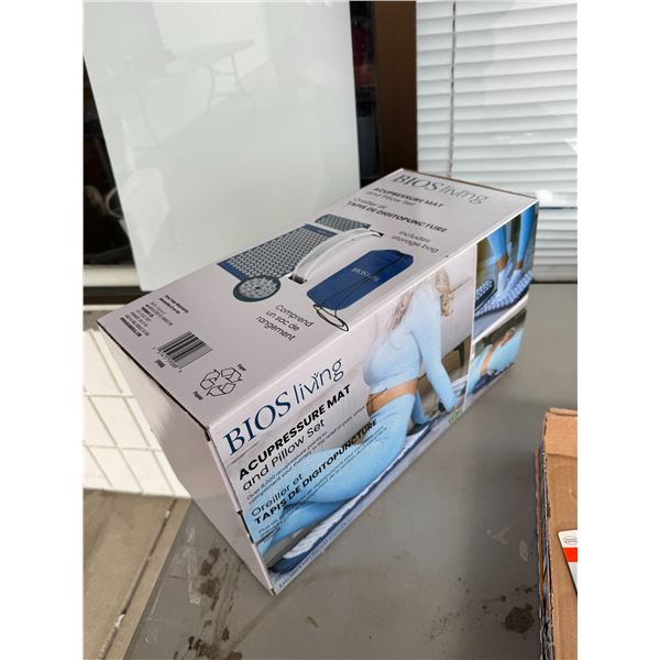 Accu Pressure mat and pillow set