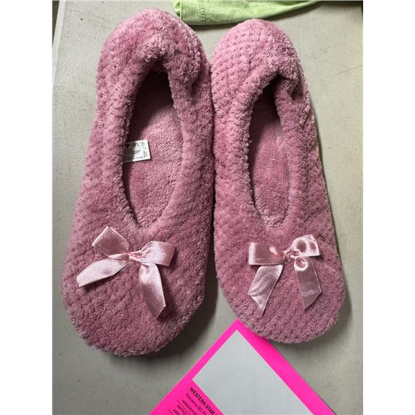 ISOSPA slippers size 8/9