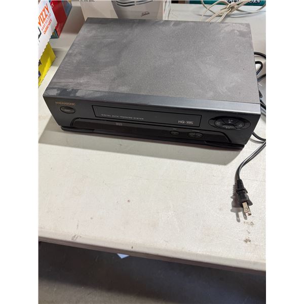 Magnasonic , VHS player