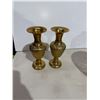Image 1 : Brass vases