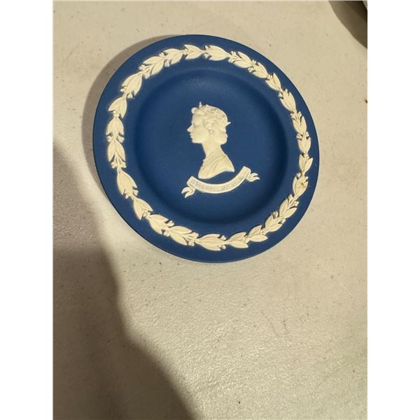 Wedgewood dish