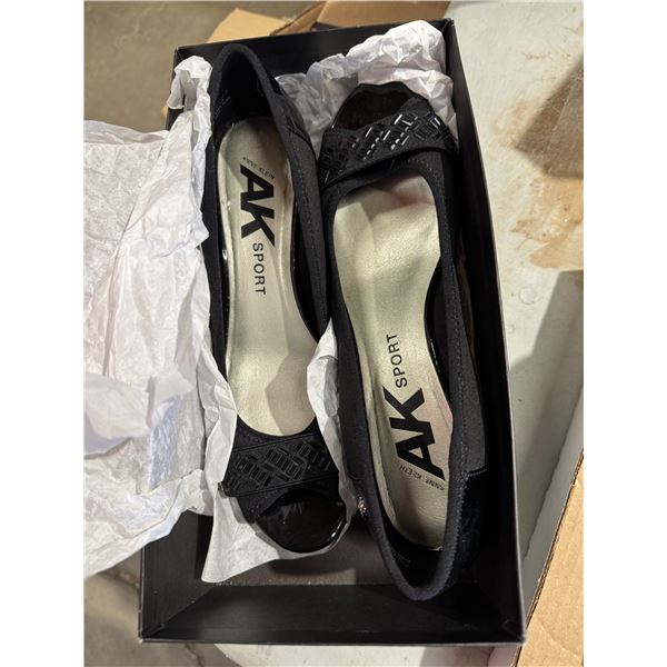 And Klein sport shoes size 9.5