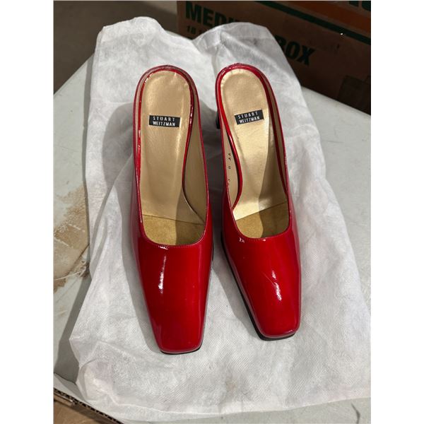 Stuart  Whitman size 8 shoes
