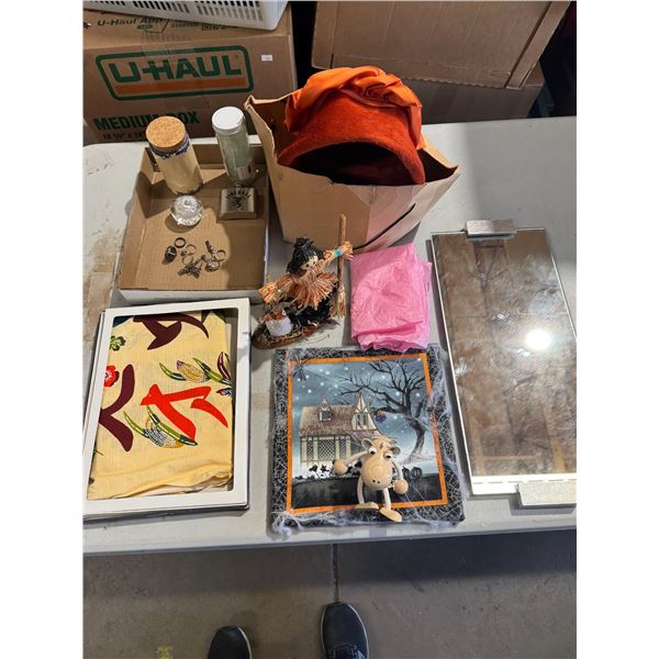 Vintage hat and other items