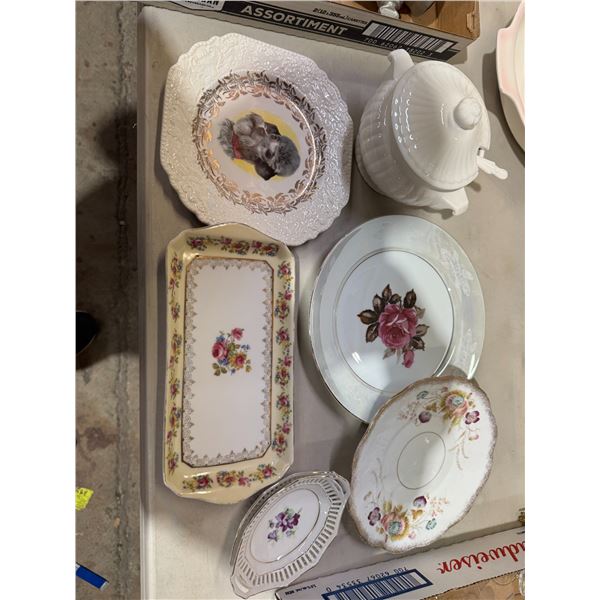 Collectible plates and dishes