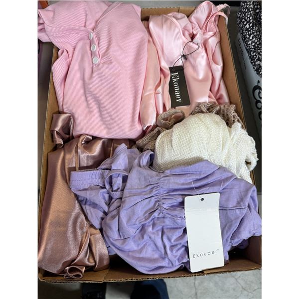 NWT ladies medium clothing