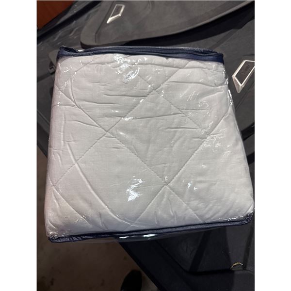 Queen  mattress protector new