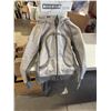 Image 1 : Lulu zip up size not shown