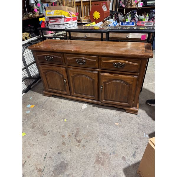 Sideboard