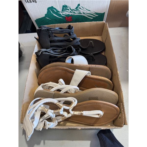 Sandals size 7