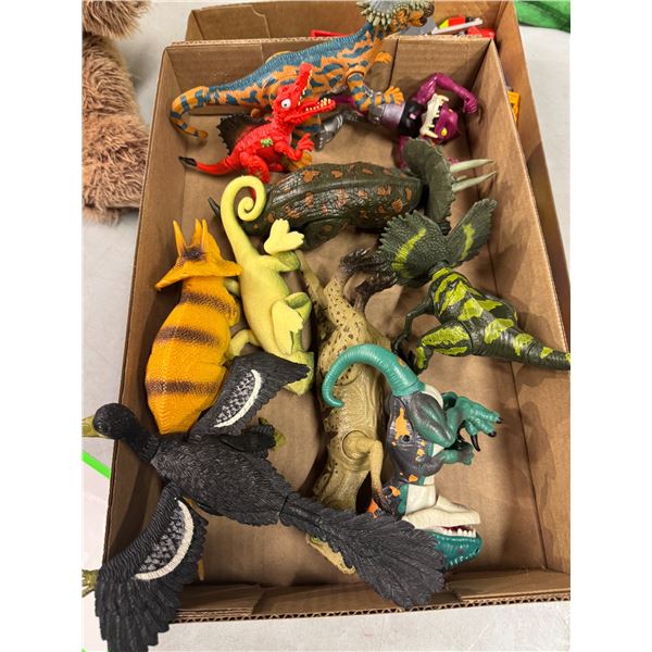 7 poseable dinosaurs