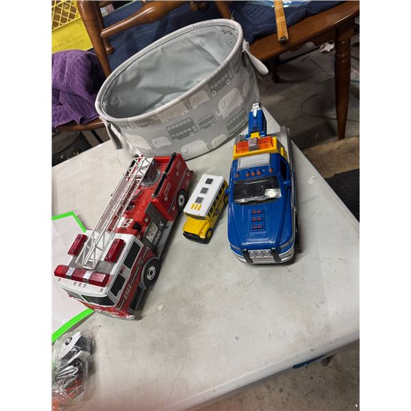 Tonka toys and toy bag