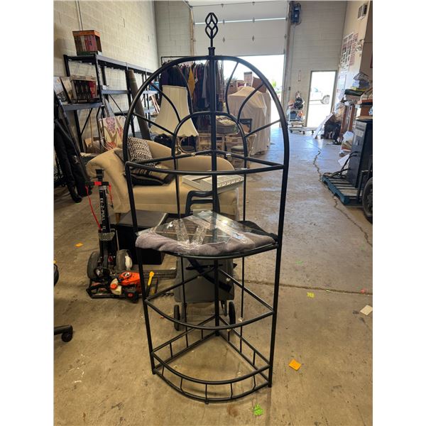 Corner shelf with glass shelves