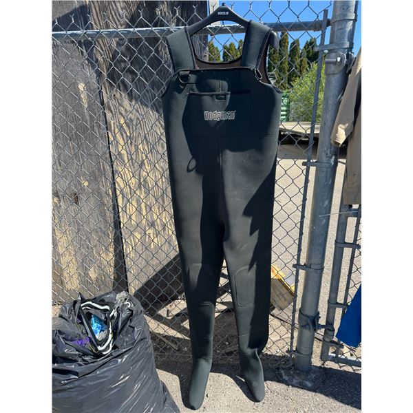 Harman size not shown