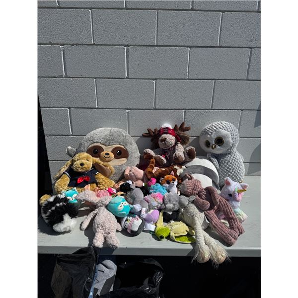 Stuffie lot ty, and other