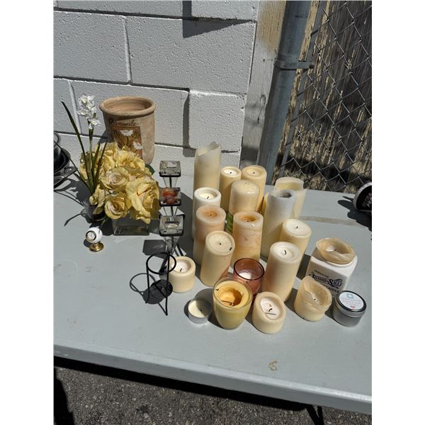 Home decor, candles, flowers, etc.