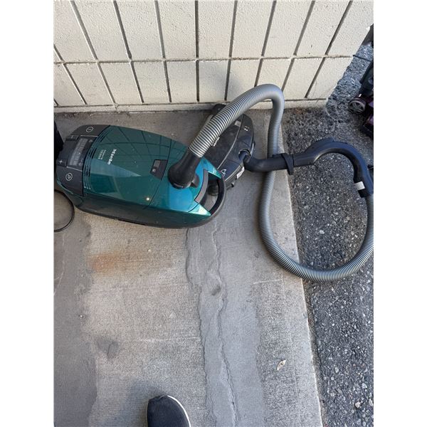 Miele vacuum