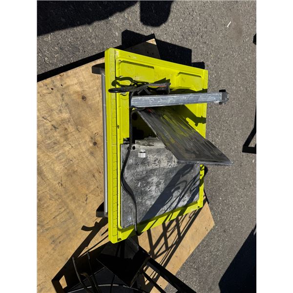 Ryobi tile saw