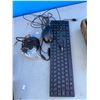 Image 1 : Keyboard, mouse and control