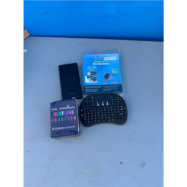 I sorted the electronics light bowl, wireless mini USB adapter battery pack