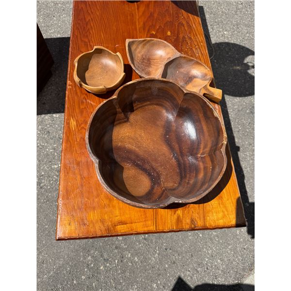 Wood bowls M