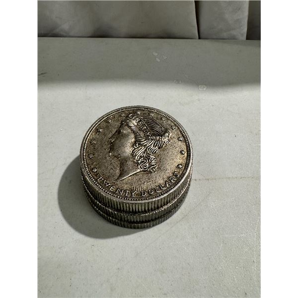 Vintage Bentley wind up alarm clock