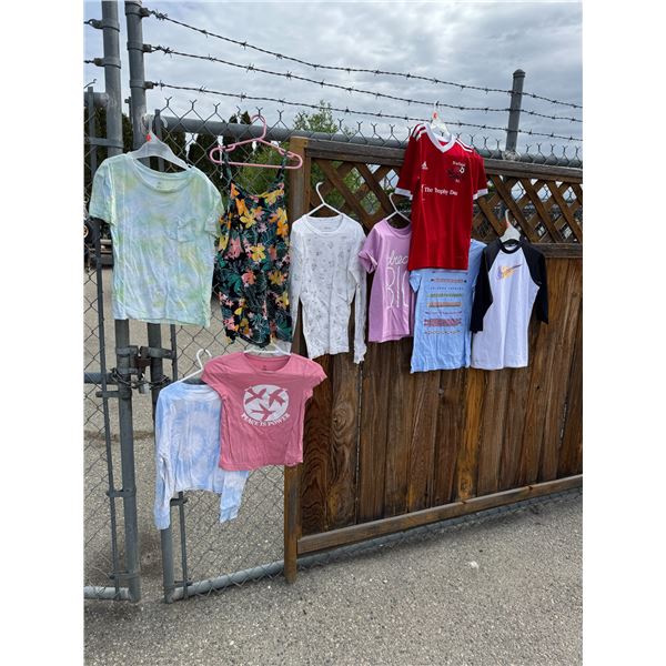 Clothing size 8 to 12