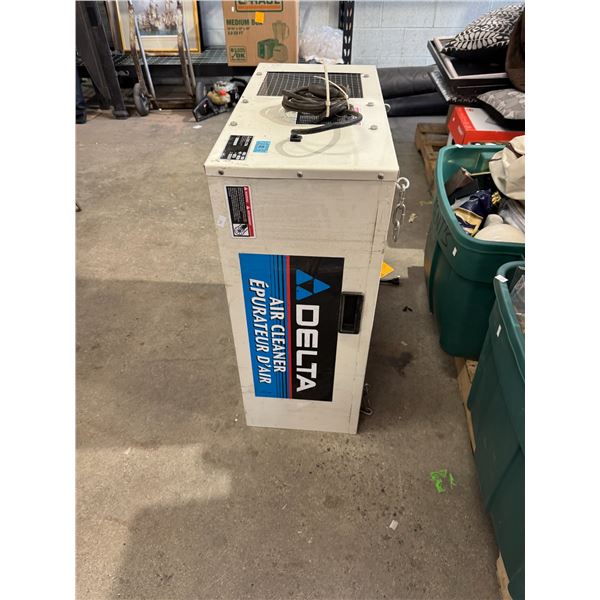 Delta air cleaner