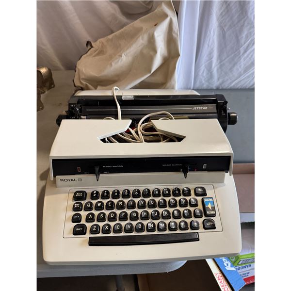 Electric typewriter Royal jet Star