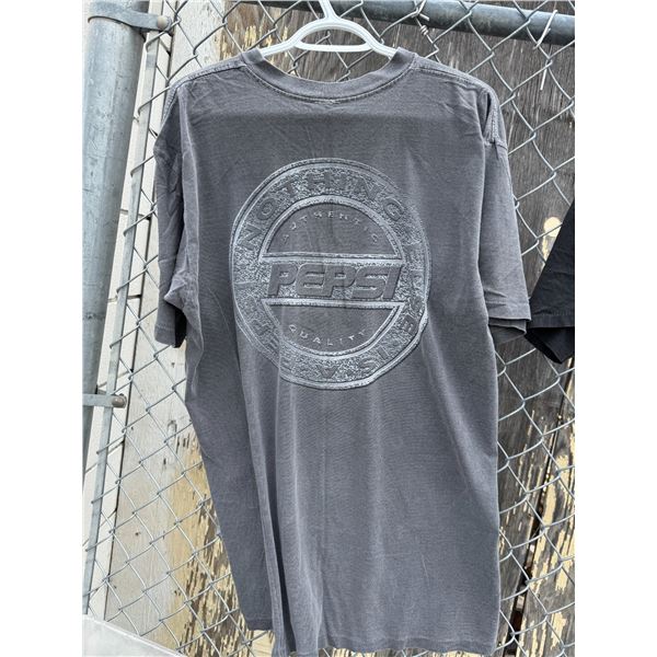 Pepsi T-shirt size not shown