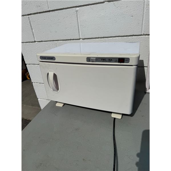 Towel warmer