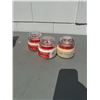Image 1 : 2 new candles, One used