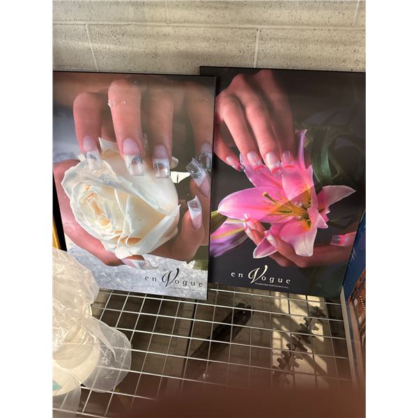 En vogue wall hangings