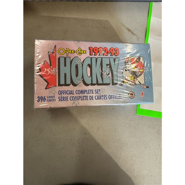 Sealed o-pee-Chee  19 92–93 sealed hockey cards