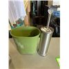 Image 1 : Vintage garbage can and toilet brush
