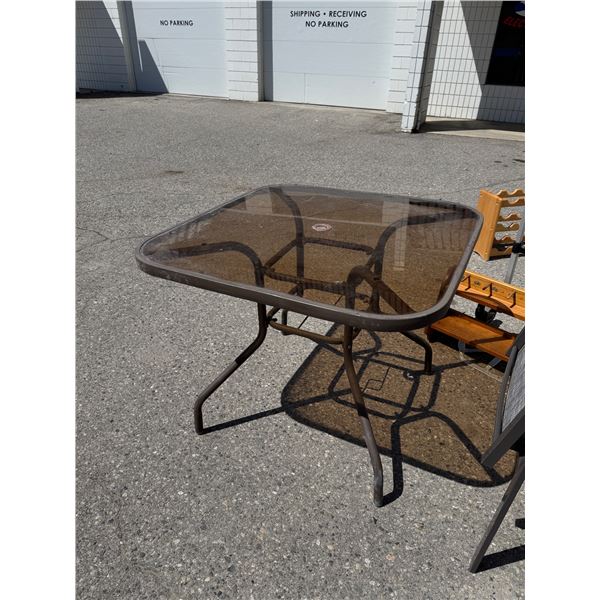 Patio table