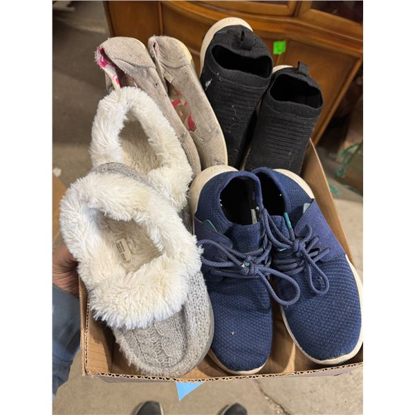 Shoes and slippers size 5/6