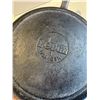 Image 2 : Large cast-iron frying pan