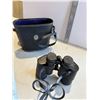 Image 1 : Tasco binoculars