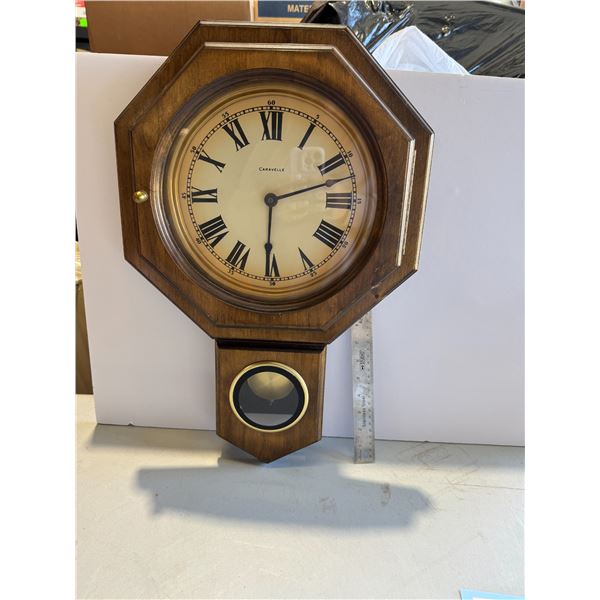 Caravelle clock