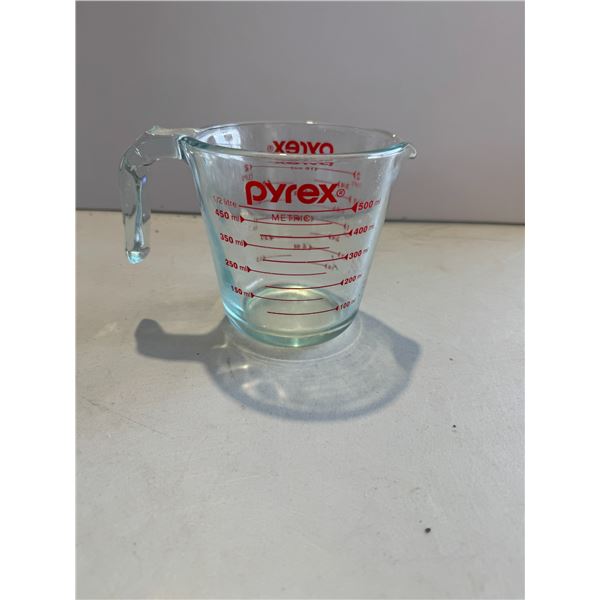 Pyrex measuring cup