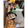 Image 1 : Miscellaneous kitchen and other items
