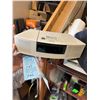 Image 1 : Bose radio working
