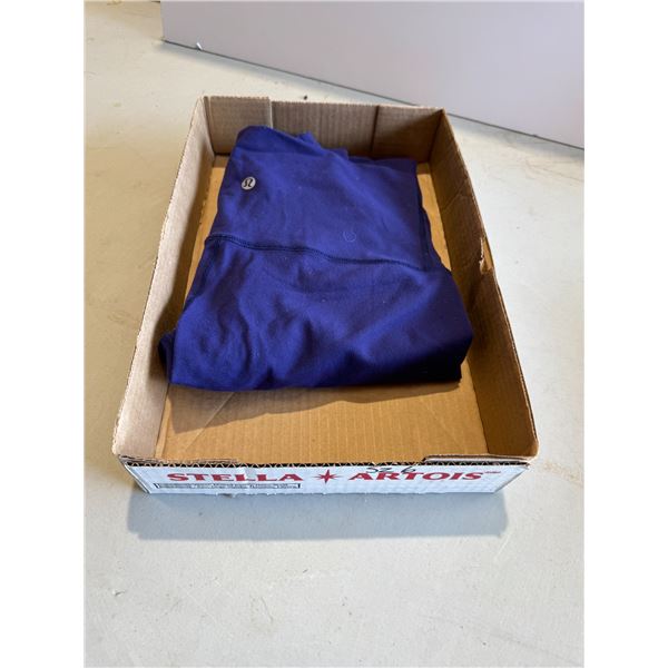 Lulu pants size 6