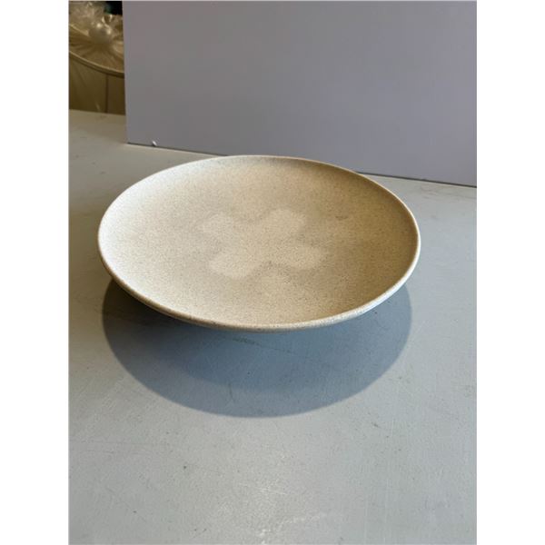 Decorative cross bowl