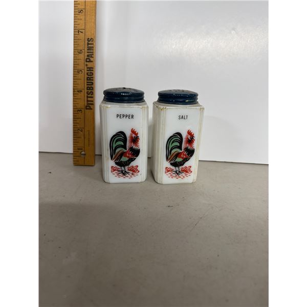 Vintage rare tip, city, salt, and pepper shakers