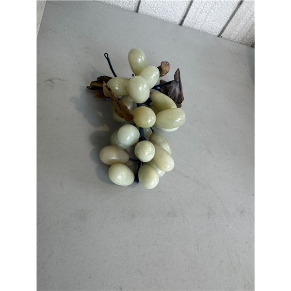 Jade grapes